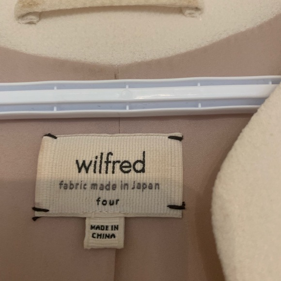 Aritzia Wilfred blazer - Picture 2 of 5